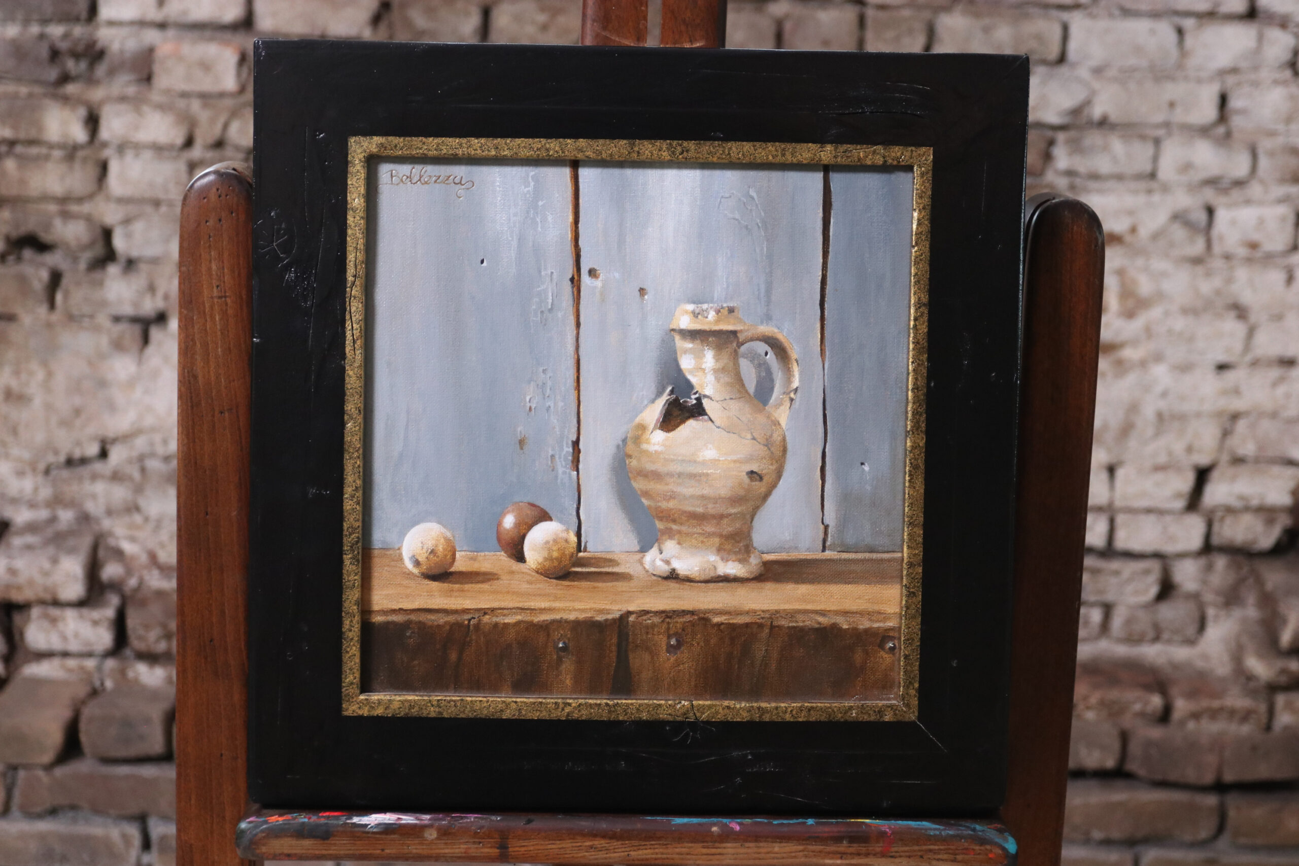 Stilleven met Jacobakannetje en ballen – Marjolein van den Berg, acryl op doek – foto 1