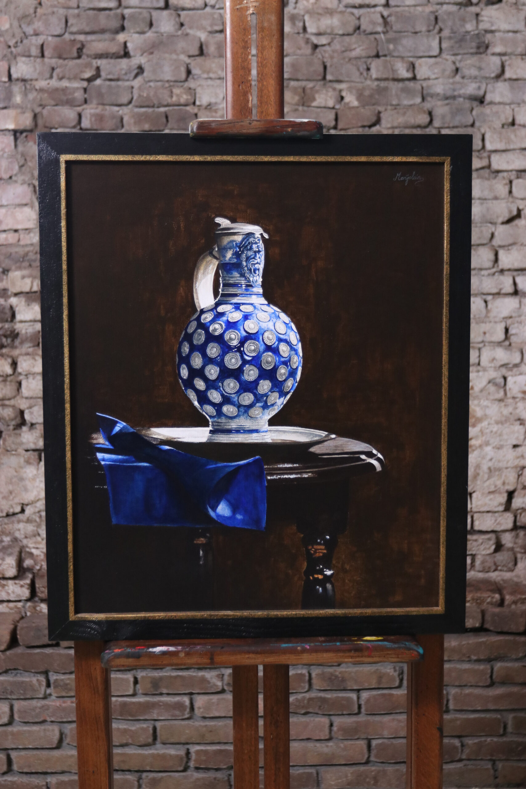 Stilleven met Westerwalder kan op tinnen bord – Marjolein van den Berg, acryl op doek – foto 1