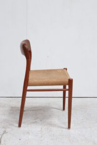 Niels O. Møller stoel model 75 teak papercord Deens design – foto 4