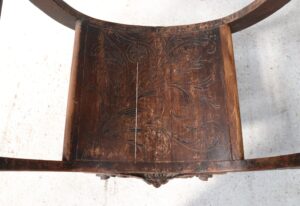 Dantesca stoel gesneden hout leeuwenkoppen neorenaissance – foto 15
