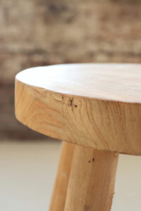 houten barkruk rond massief blad onbehandeld hout – foto 4