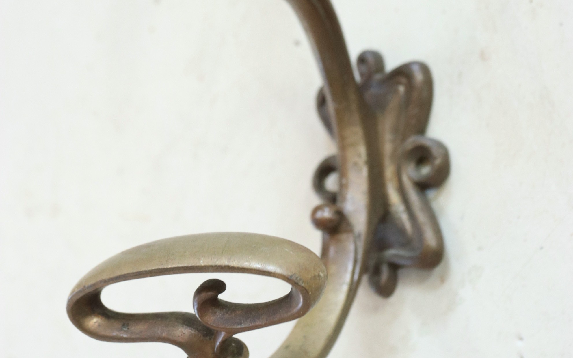 jugendstil embrasse gordijnhouder brons art nouveau – hoofdfoto