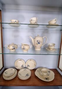 Rosenthal Winifred servies ivoor porselein klokjesbloemen – foto 1