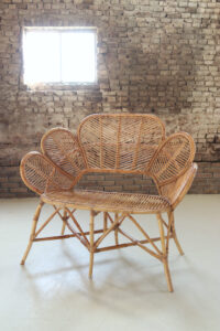 rotan bankje bloemvorm tweezits vintage – foto 1