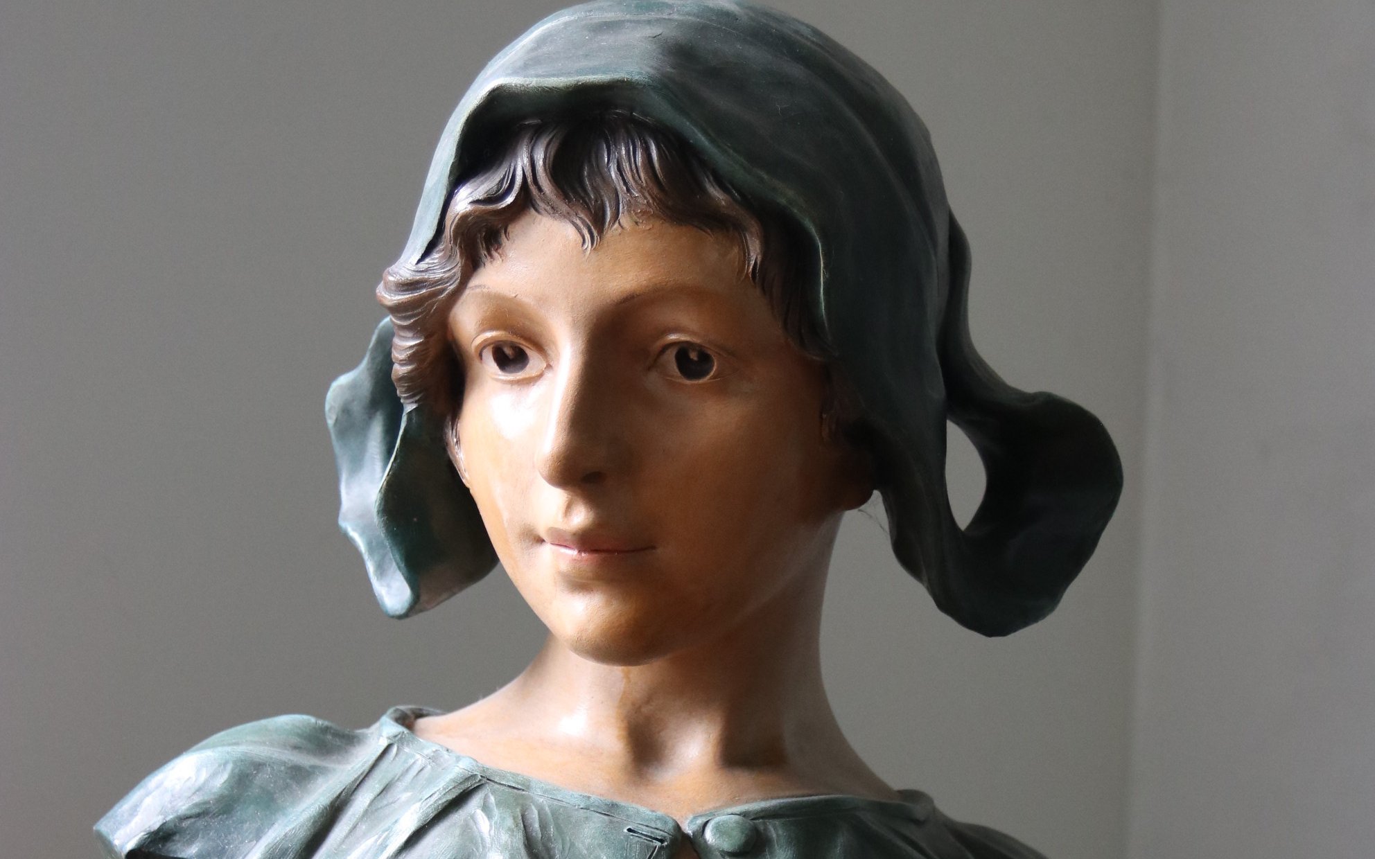 A.J. Scotte Fleur des champs art nouveau buste meisje terracotta – hoofdfoto